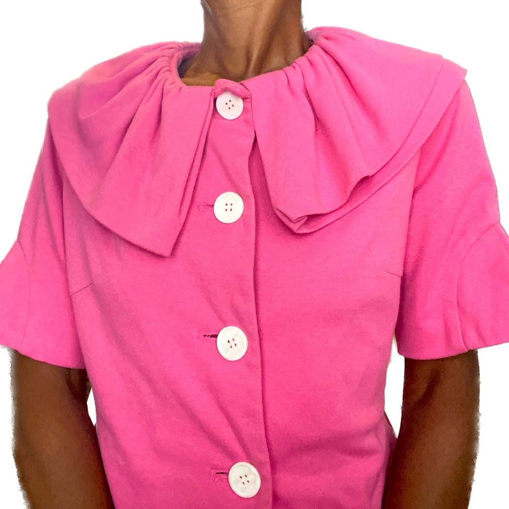 Short sleeve blazer/top with ruffled collar